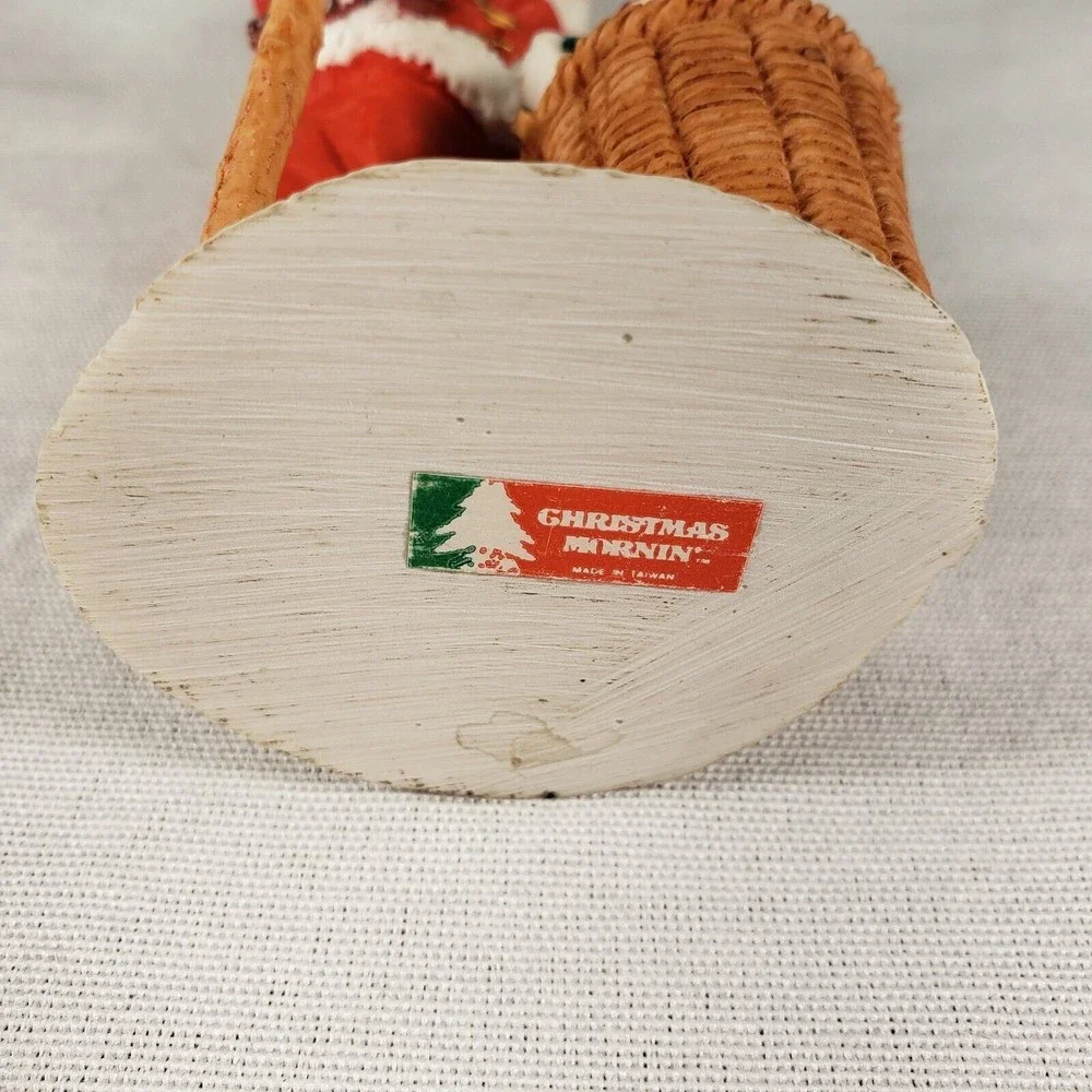 Vintage Christmas‎ Mornin' Santa Claus Figurine Made In Taiwan 5.5
